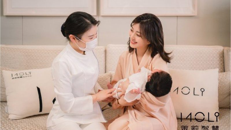住家育婴师与上门育婴师：价格背后的差异解析